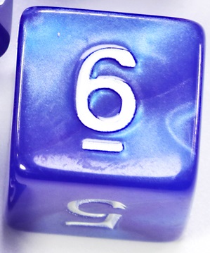 TLAMA games Hrací kostka šestistěnná perleťová Varianta: Modrá d6